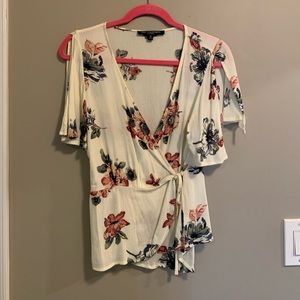 Cream wrap short sleeve top